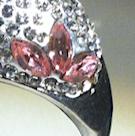 bague cabochon en cristal  fleur rose fantaisie